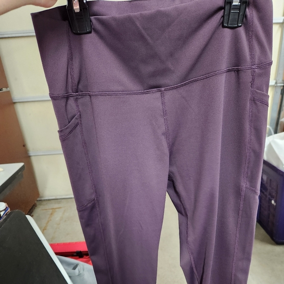 Ziya Pants - Ziya purple light and tight crops